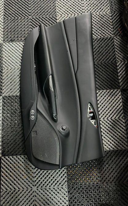 DOOR PANEL FOR FERRARI F488
